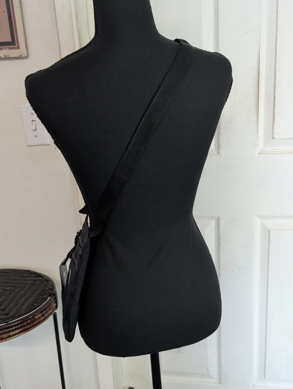 New Balance Urban Sling Bag NWT